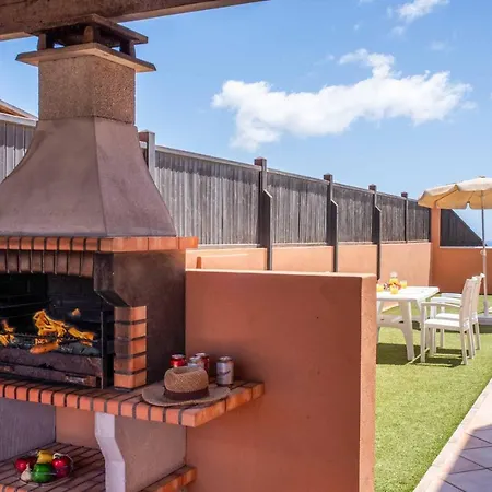 Vista Lobos Villa *